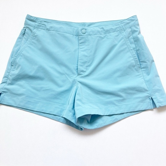 The North Face Pants - 2/25 Women’s North Fave Shorts Performance Hike Outdoors size 10